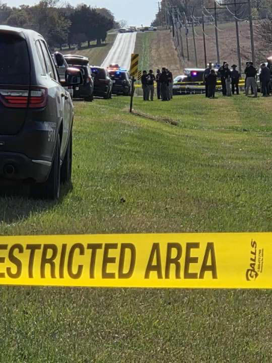 Multiple officers shot in rural Kansas, suspect reported dead