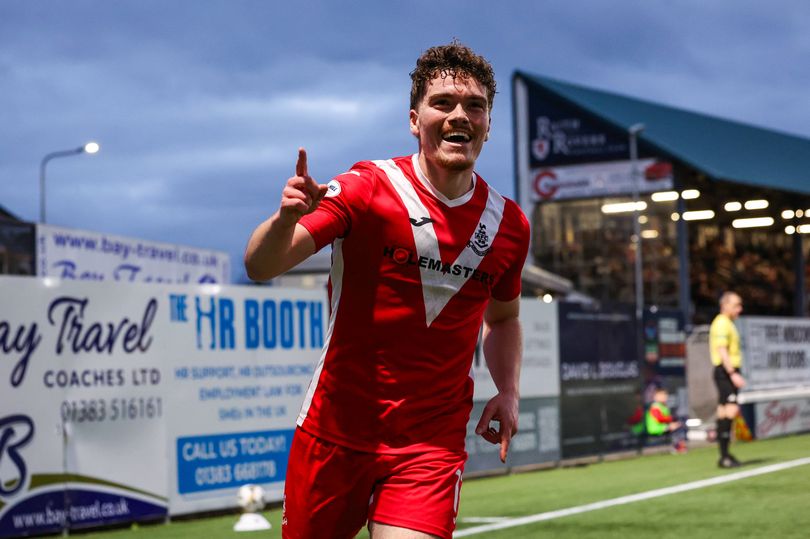 Airdrie hero Euan Henderson backs 'demanding' Aaron Taylor-Sinclair for ...