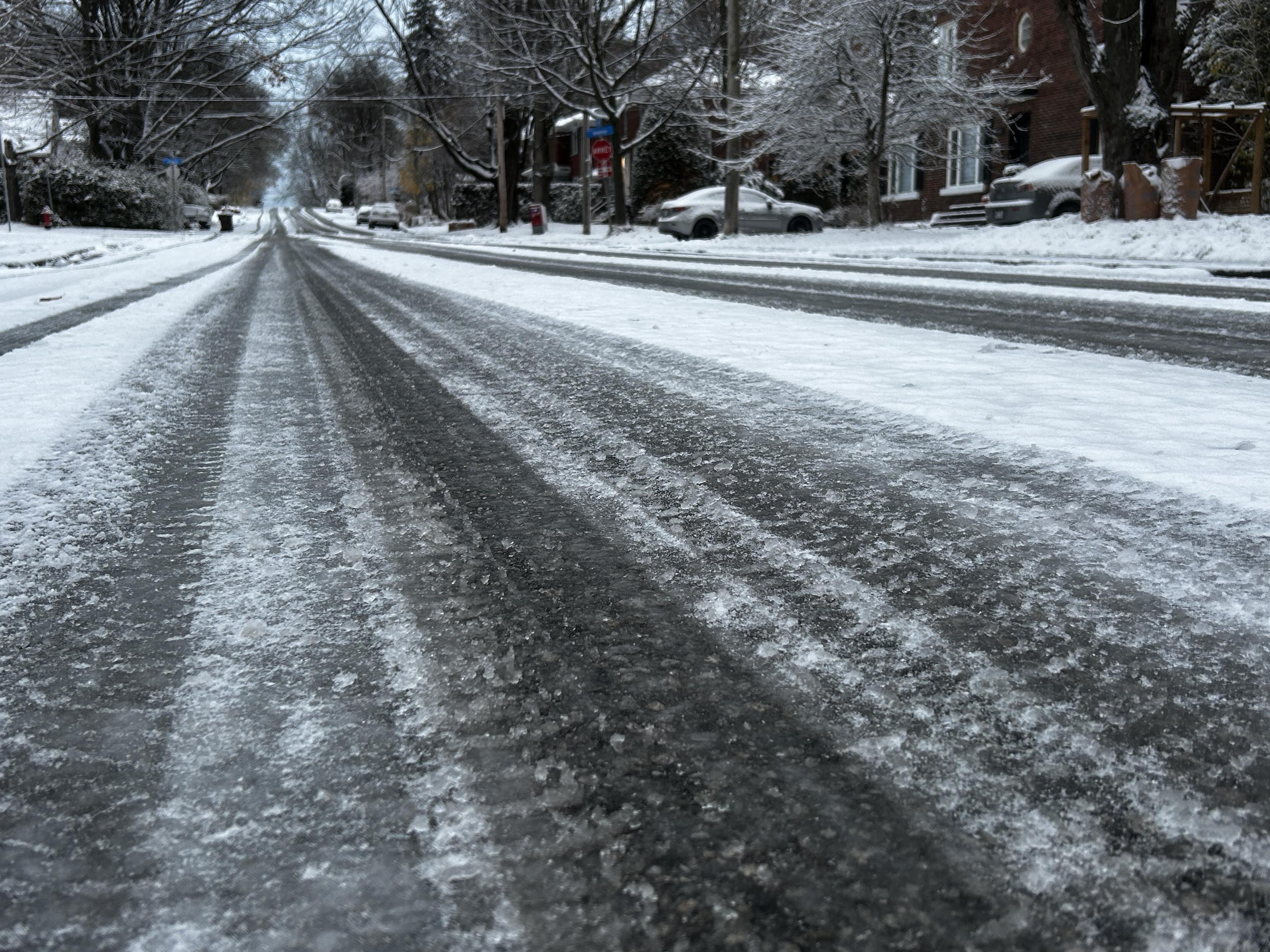 Jusqu’à 20 cm de neige et de la pluie verglaçante attendus ce week-end