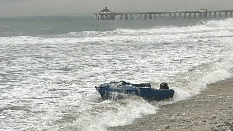 4 dead after panga boat capsizes off Imperial Beach in suspected human ...