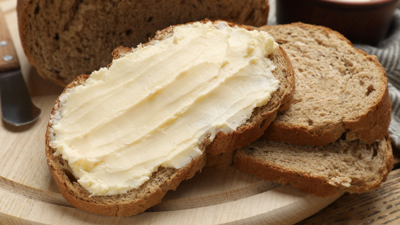 Low-Quality 'Butter' Brands That Don't Belong In Your Cart