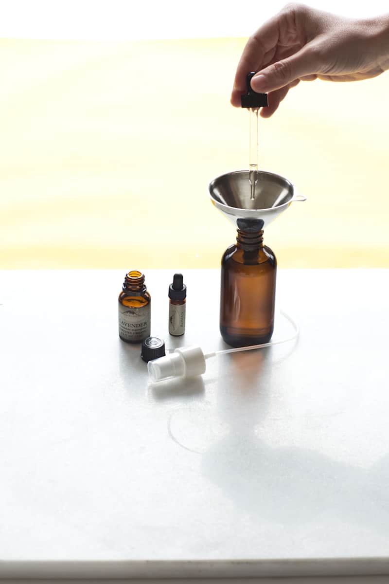 I Just Learned How to Make a "Heavenly" DIY Linen Spray, and My Home's Never Smelled Better
