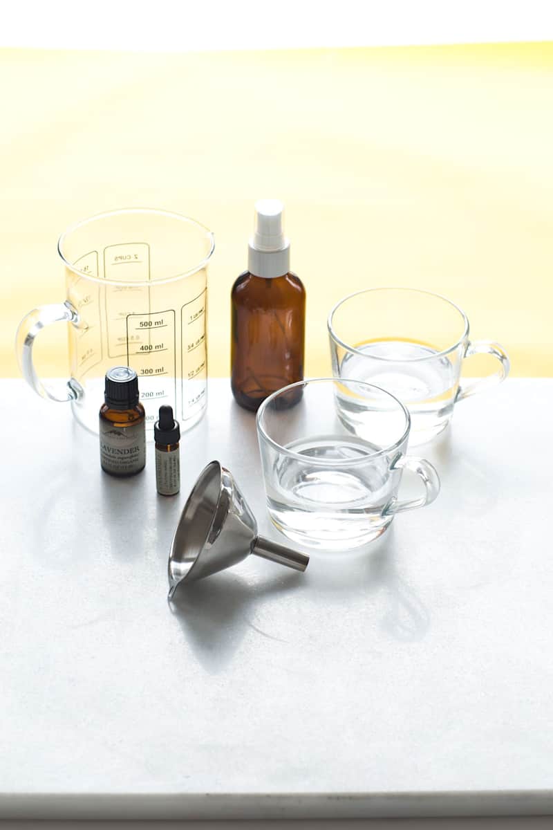 I Just Learned How to Make a "Heavenly" DIY Linen Spray, and My Home's Never Smelled Better