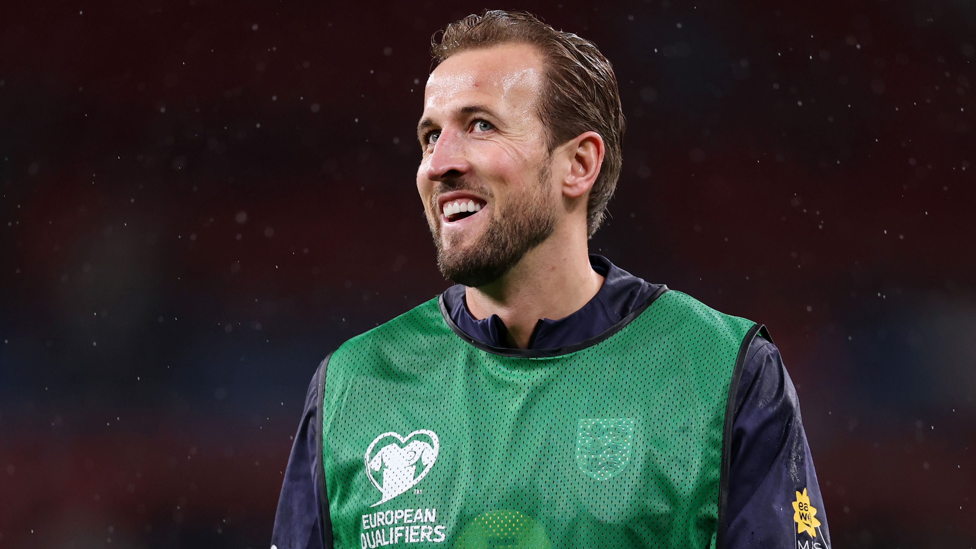 Harry Kane se compara con Erling Haaland mientras los mejores delanteros del mundo luchan por la gloria del Balón de Oro.