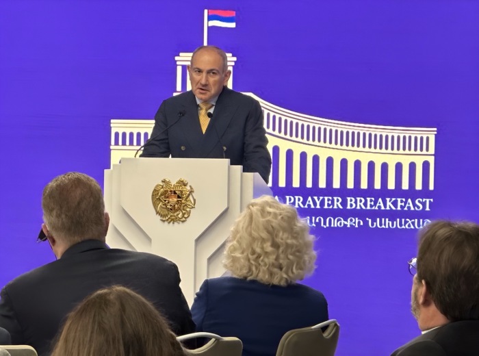 Evangelicals offer praise for Armenia PM after he recites Bible at ...