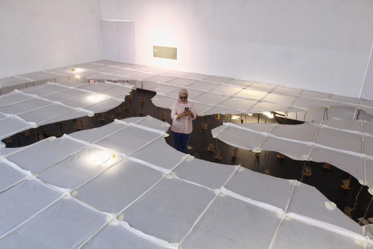 Pameran ”Around and About” Ode Observasi Minor