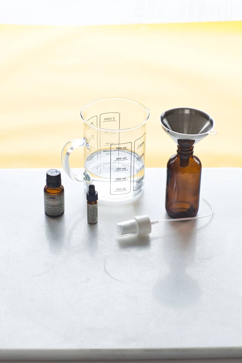 I Just Learned How to Make a "Heavenly" DIY Linen Spray, and My Home's Never Smelled Better
