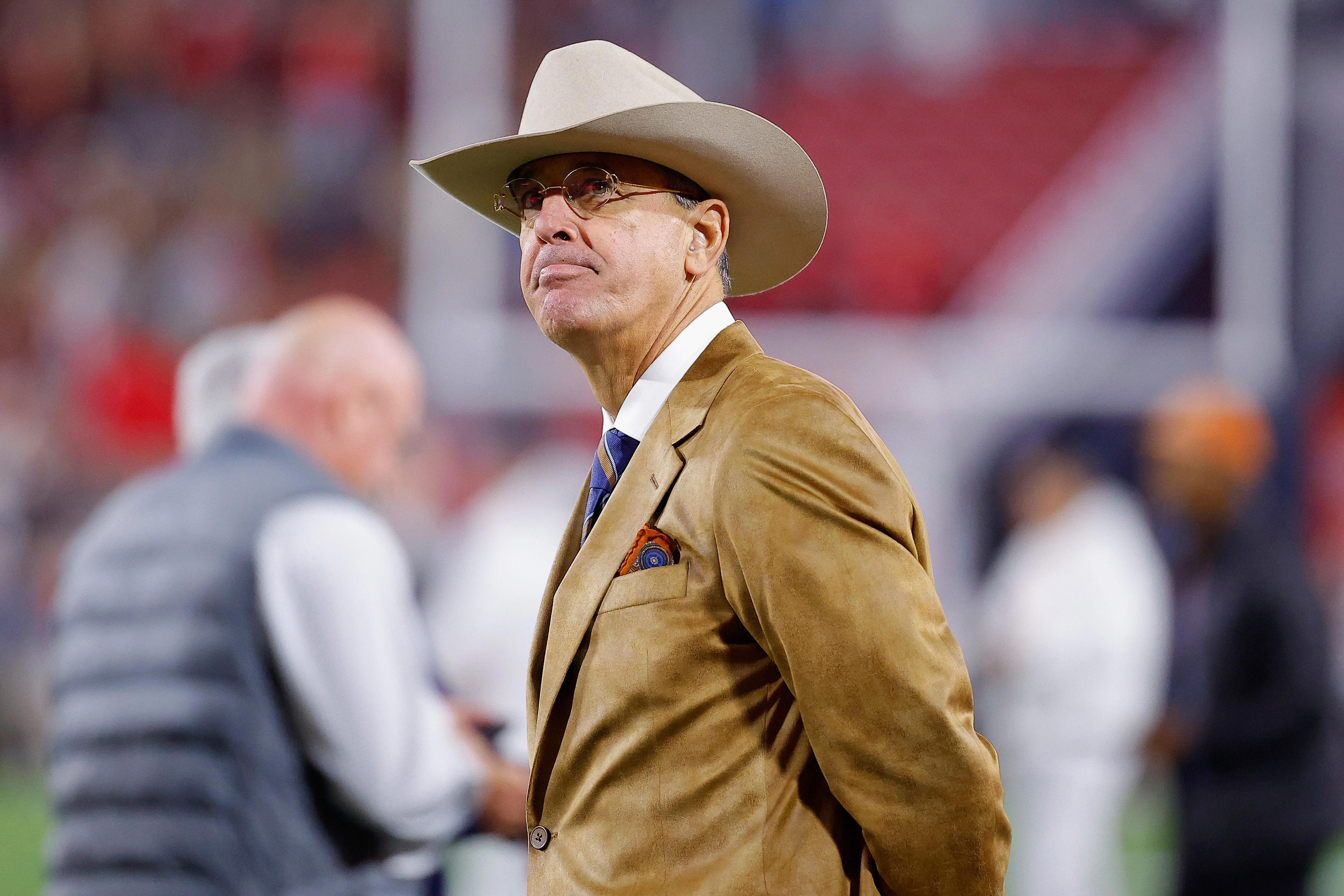 Texas AD Chris Del Conte apologizes for 'inappropriate celebrations' vs ...