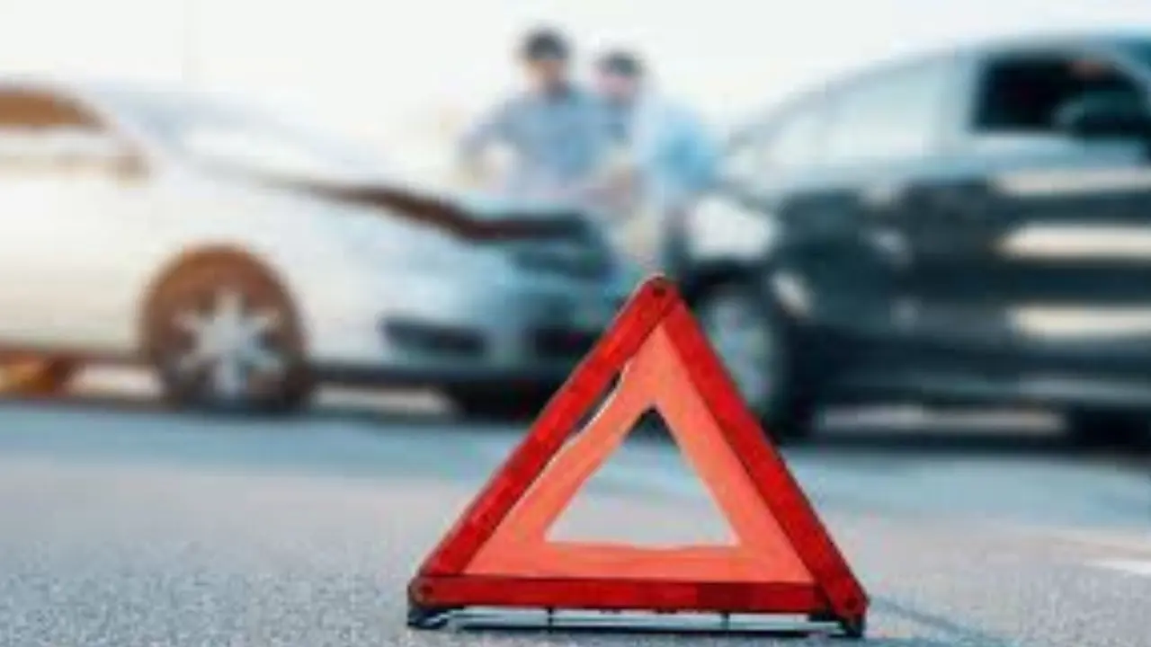 Madhya Pradesh: Five friends killed as SUV rams into tractor-trolley in ...