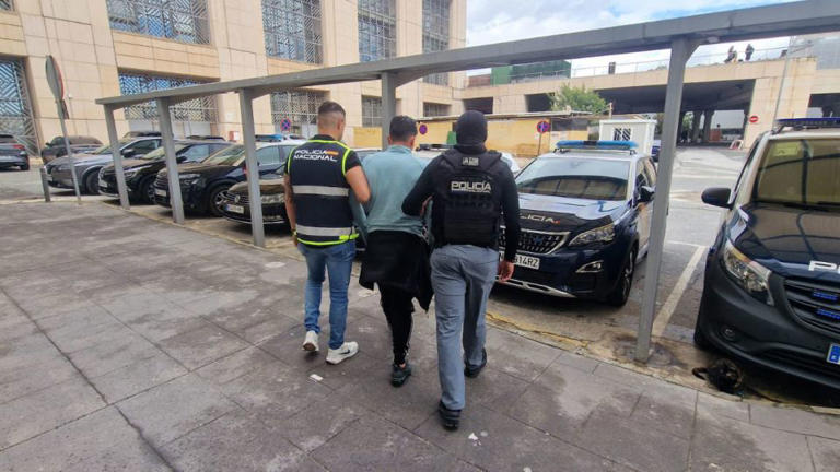 Detenido en España el presunto líder de la banda ecuatoriana de narcotráfico Los Lobos.