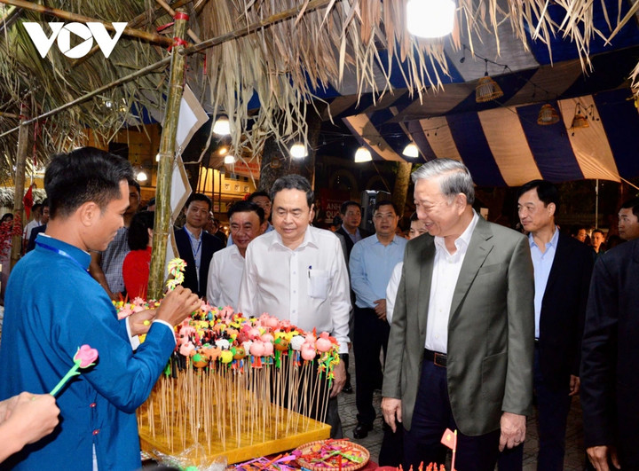 Tổng Bí thư, Chủ tịch Quốc hội dự Ngày hội đại đoàn kết toàn dân tộc