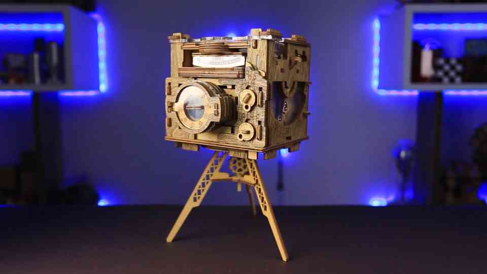 Sherlock's Camera, But It's A Puzzle!