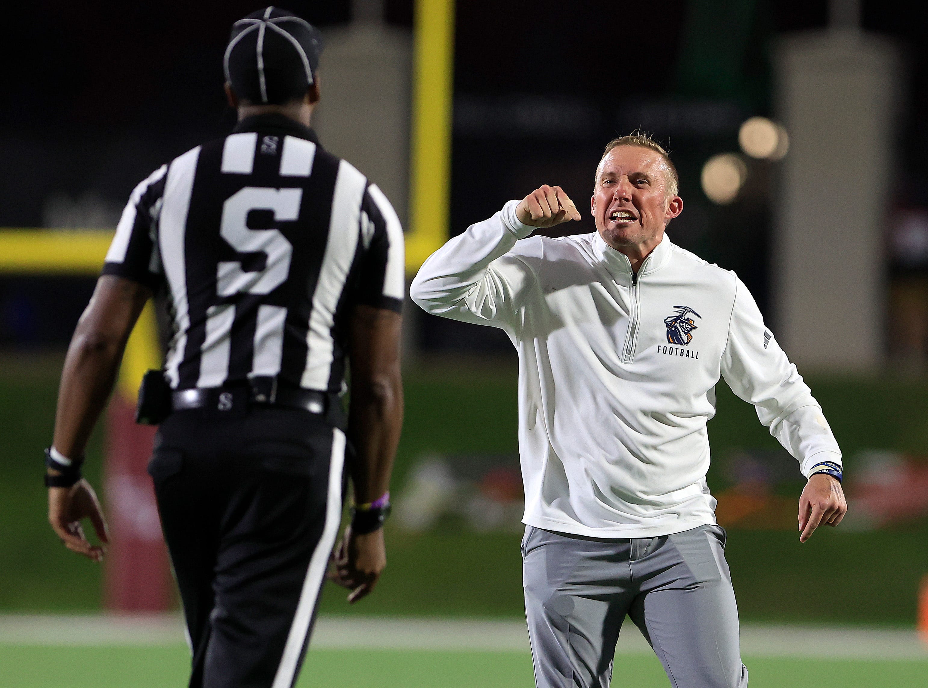 Analysis: UTEP football plays hard but progress lacking in Missouri