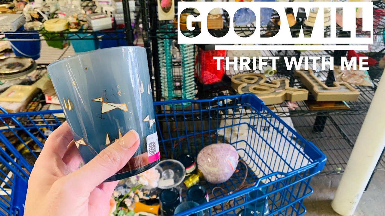 Grabbed them as fast as I could | Goodwill thrift with me | Reselling