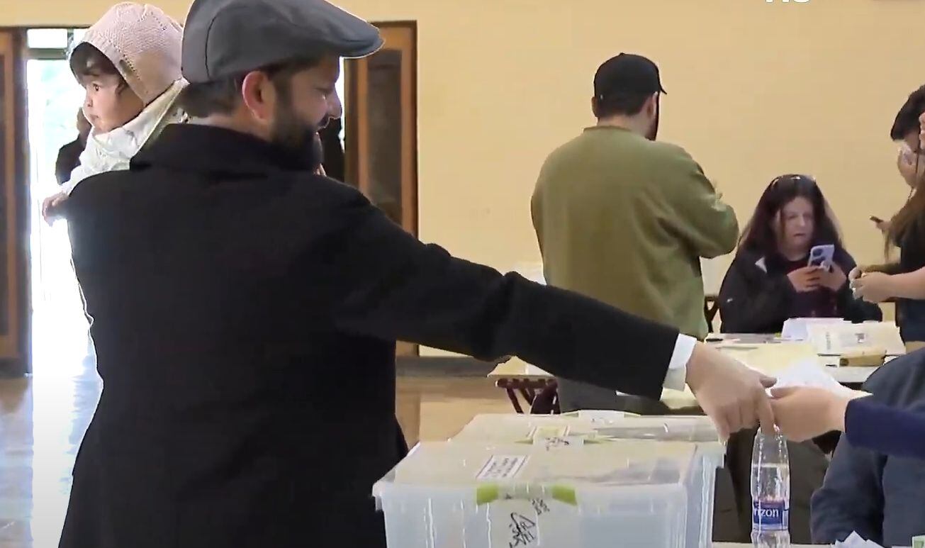 Boric evita referirse a candidaturas y afirma: “Lo que se juega hoy día ...