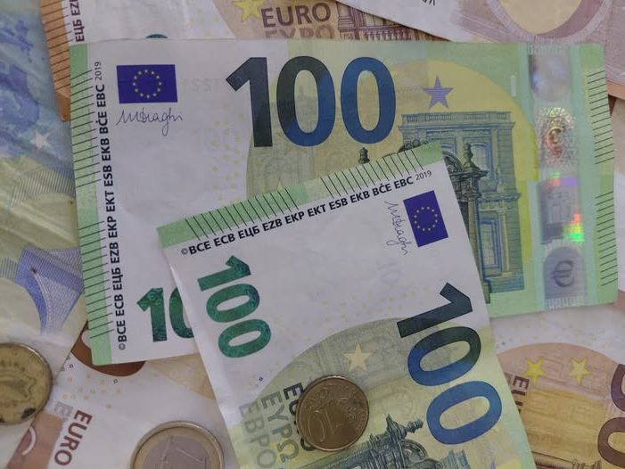 Taux de change euro : nouveau record historique face au dinar algérien