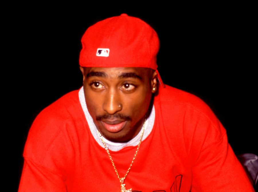 Tupac Shakur se forjó en una cultura política revolucionaria.
