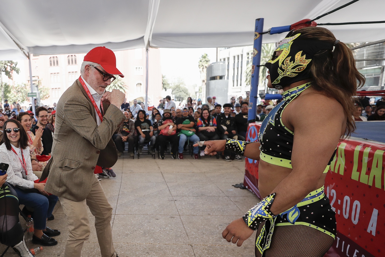 La lucha libre se une a la pelea por el cuidado del agua en la Ciudad ...