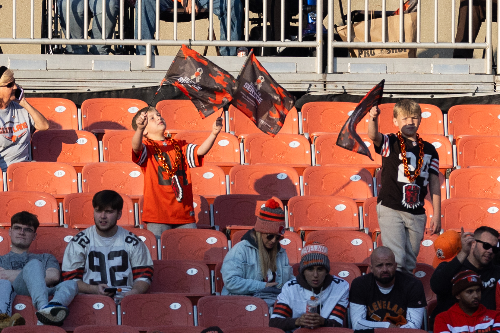 Browns vs Ravens Week 11: Weather to impact passing games, betting lines
