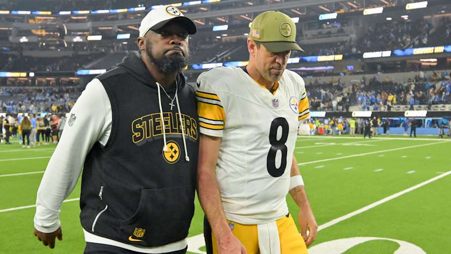 Steelers Still Waiting on Aaron Rodgers Update