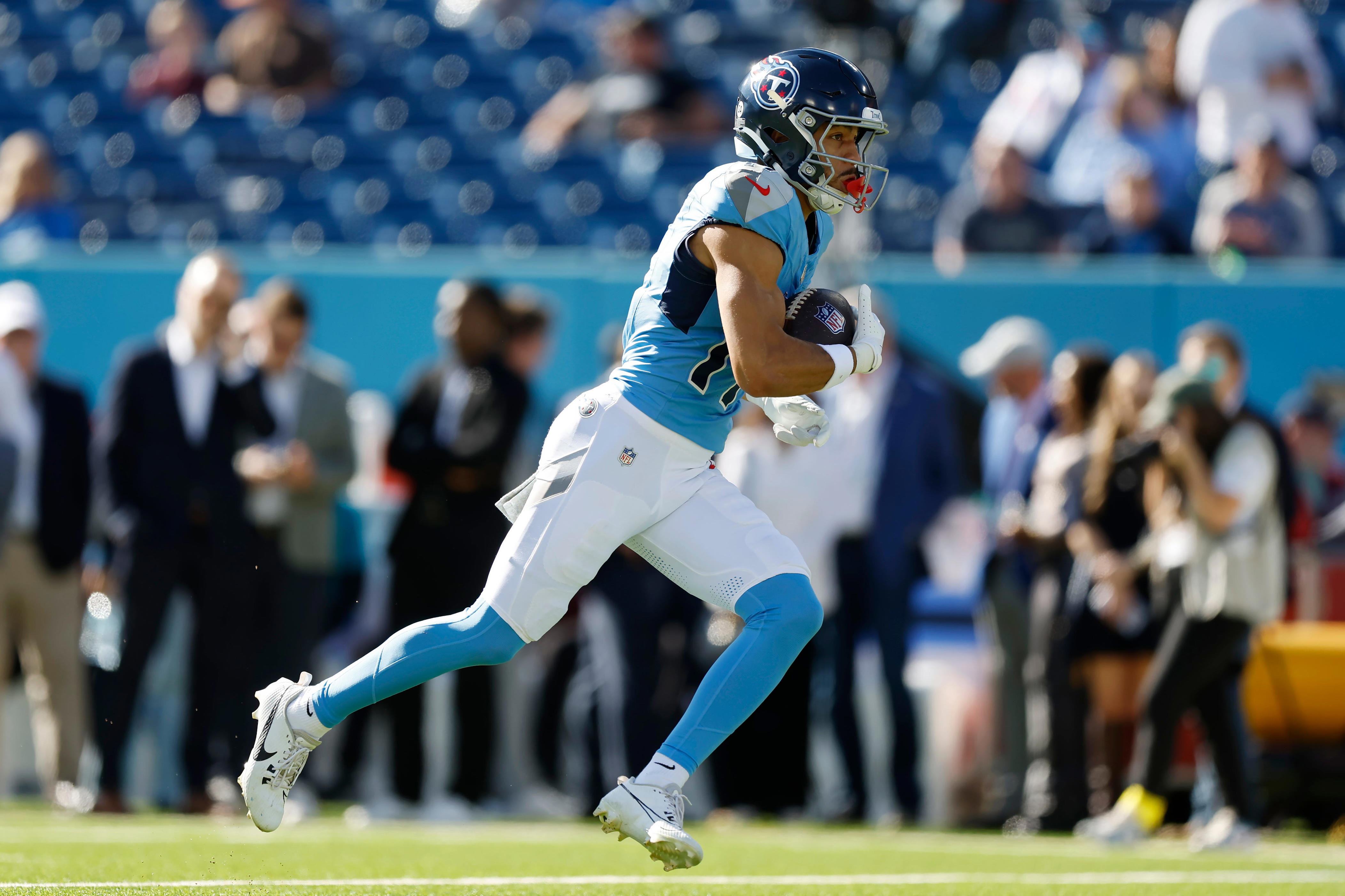NASHVILLE, TENNESSEE - NOVEMBER 16: Chimere Dike #17 of the Tennessee Titans warms up prior to the game against the Houston Texans at Nissan Stadium on November 16, 2025 in Nashville, Tennessee. (Photo by Justin Ford/Getty Images)