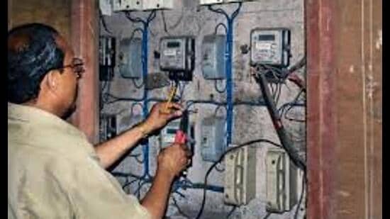 UPPCL warns agencies over probe-based meter reading lapses