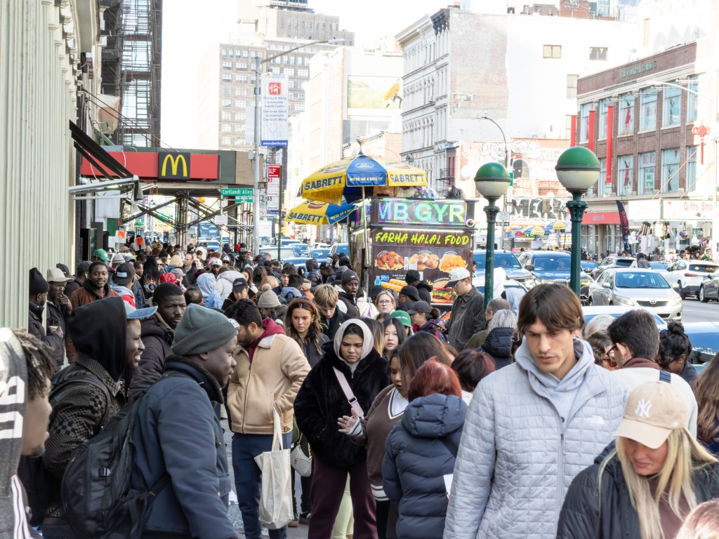 Canal Street knock-off vendors back with vengeance just weeks after ...