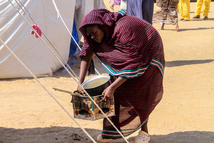 السودانيون بين الحرب والجوع.. بورتسودان تحول الإغاثة إلى «ورقة ضغط»