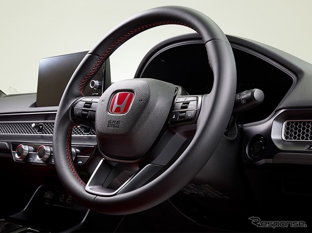 シビック タイプRに本革製ステアリングホイール、ホンダアクセスが純正