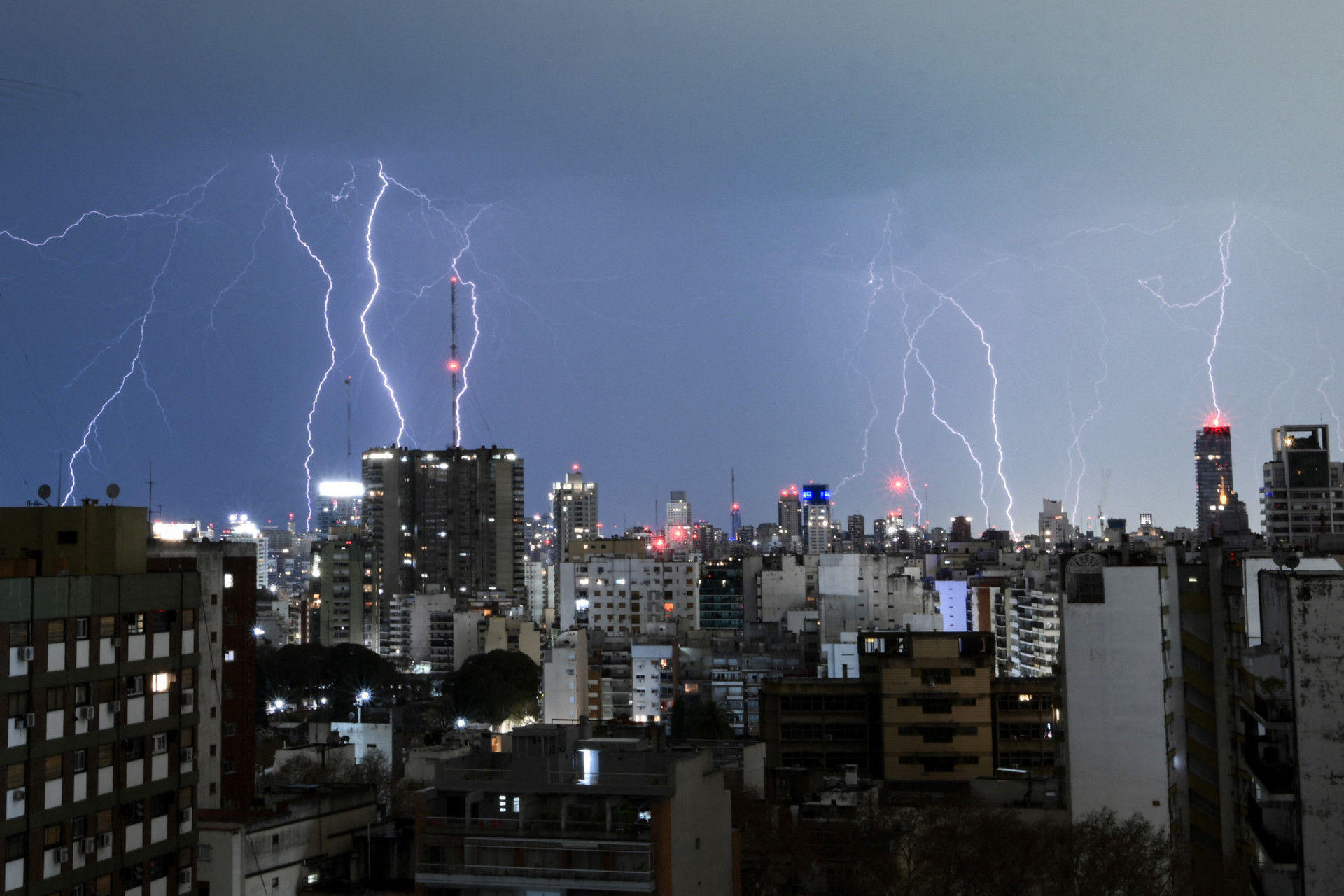 Big cities on the brink of natural disaster