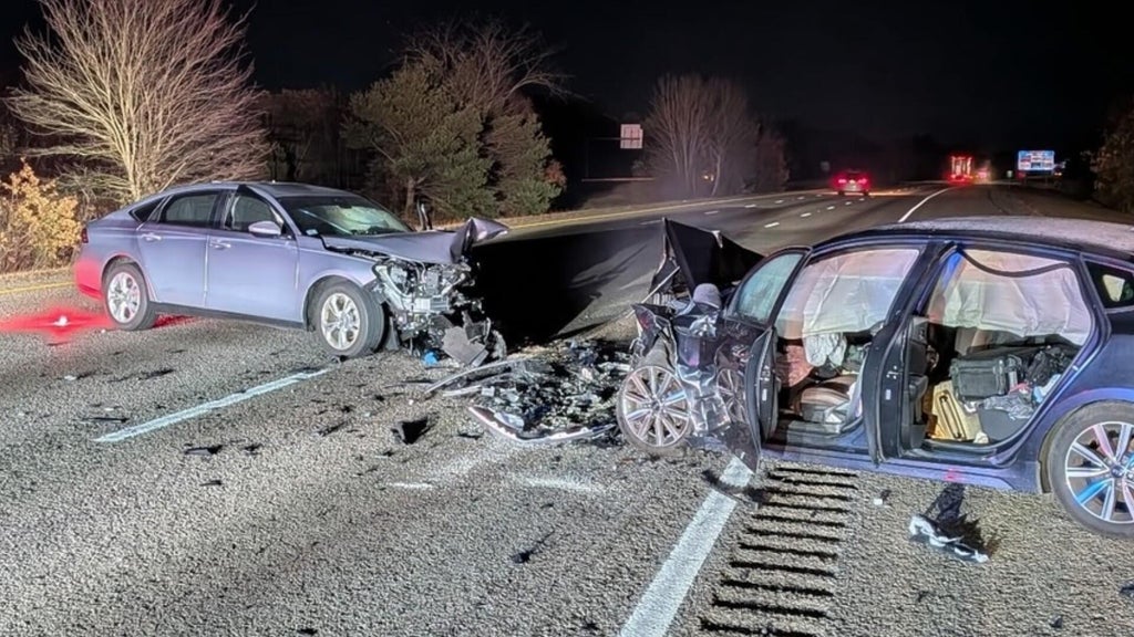 Serious injuries reported after wrong-way crash on I-495 in Mansfield ...