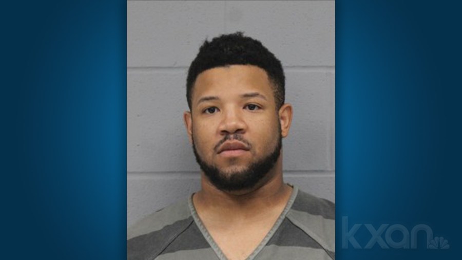Elgin ISD teacher arrested, charged with improper relationship with student