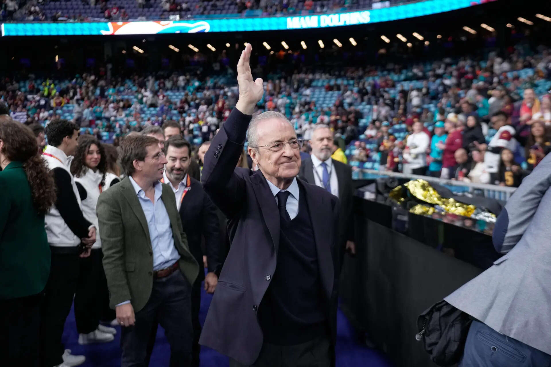 Real Madrid president wants investors to buy up to 10% stake in club ...