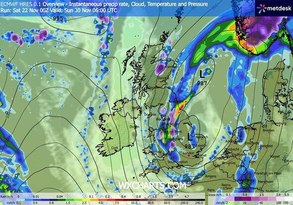 UK weather maps show 742-mile rain and snow bomb clashing into Britain ...