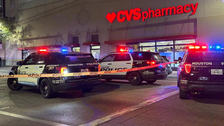 Suspect fatally shot after stabbing Houston police officer in downtown ...