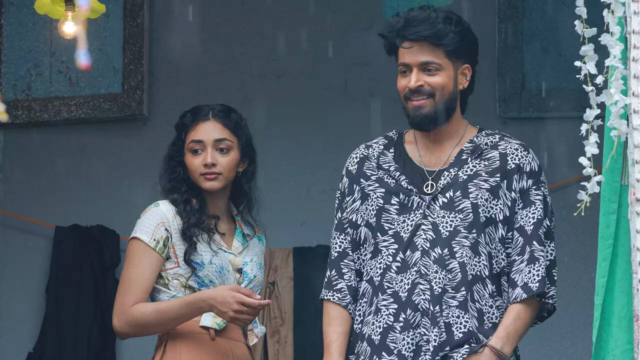 Harish trained with rappers to play his role, says Vineeth