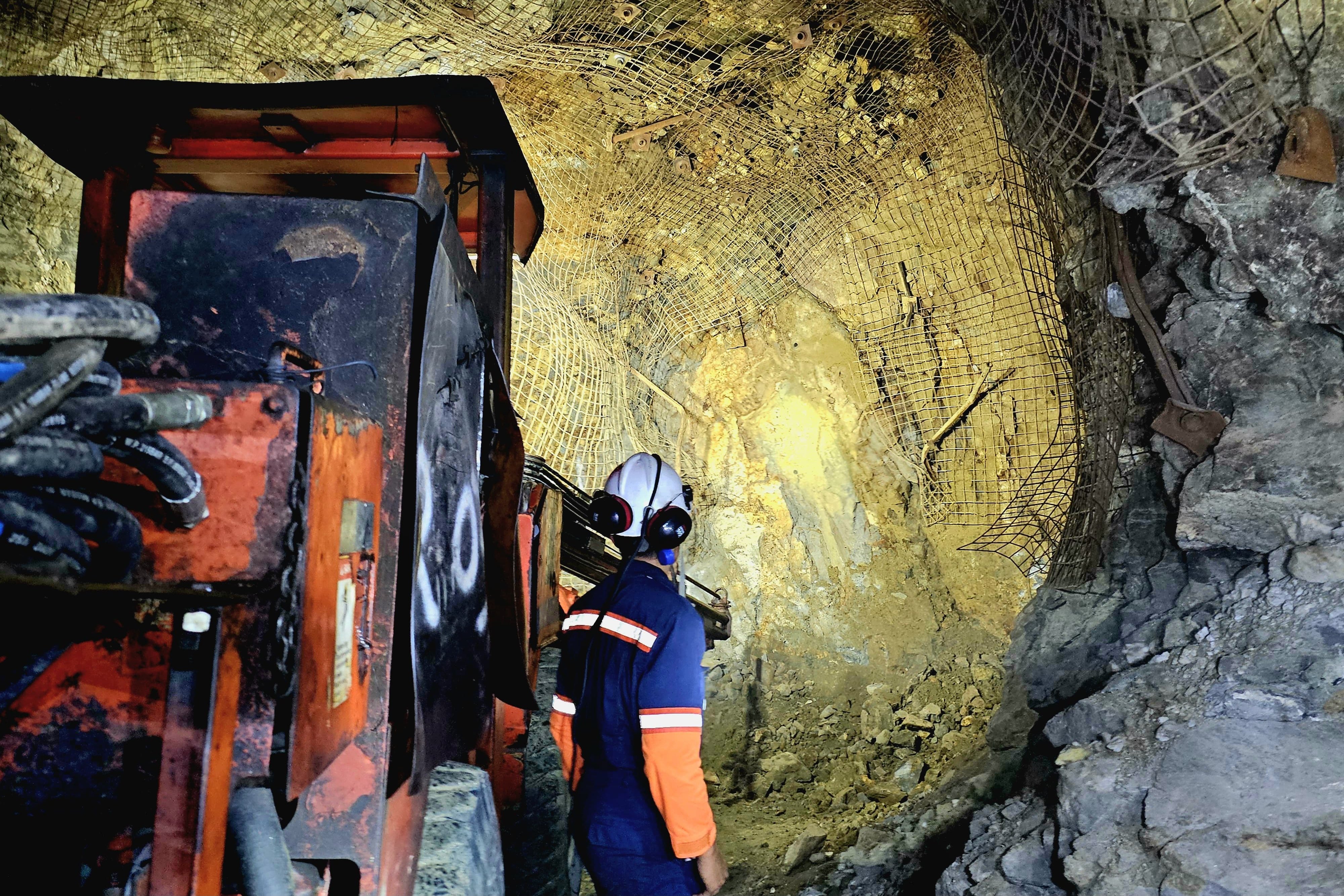 Sinyal M&A Antam dan Peluang Emas Timur Tengah