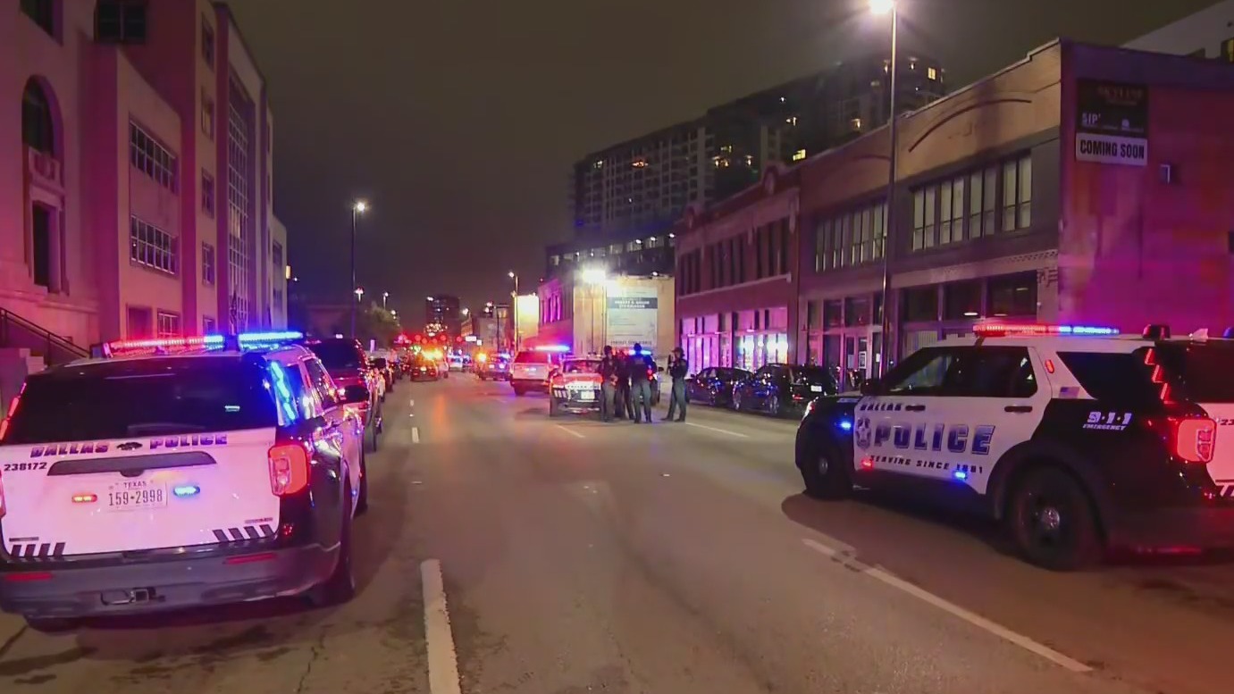2 dead, multiple injured in Downtown Dallas shooting involving a police ...
