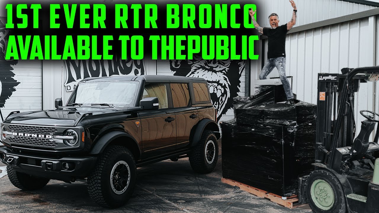 Vintage Muscle Meets Modern Power in This Epic Bronco Battle