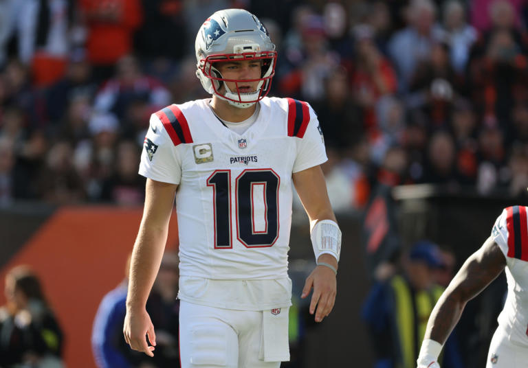 Drake Maye Might Be In Serious Trouble against the Giants