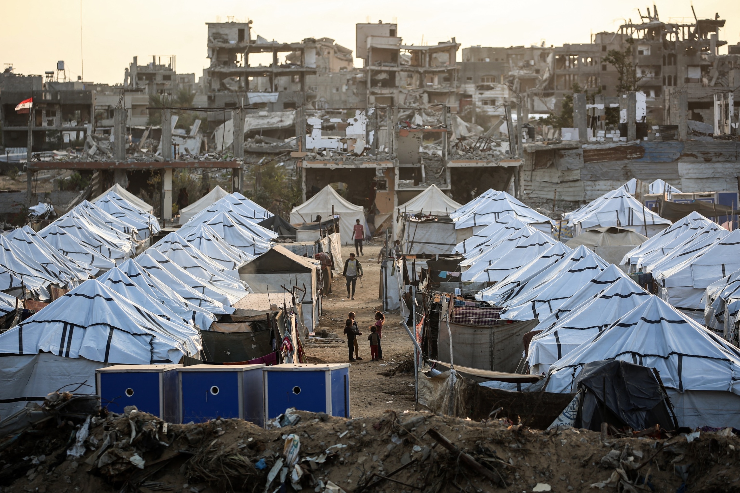 As weather turns wintry in Gaza, residents worry about shelter, food ...