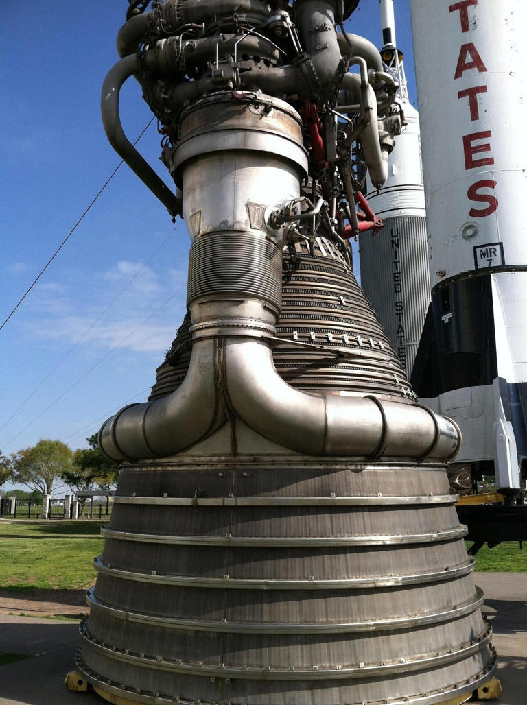 AI is making spacecraft propulsion more efficient, and could even lead ...