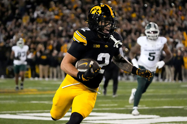 Iowa football opening betting odds vs. Nebraska Cornhuskers released