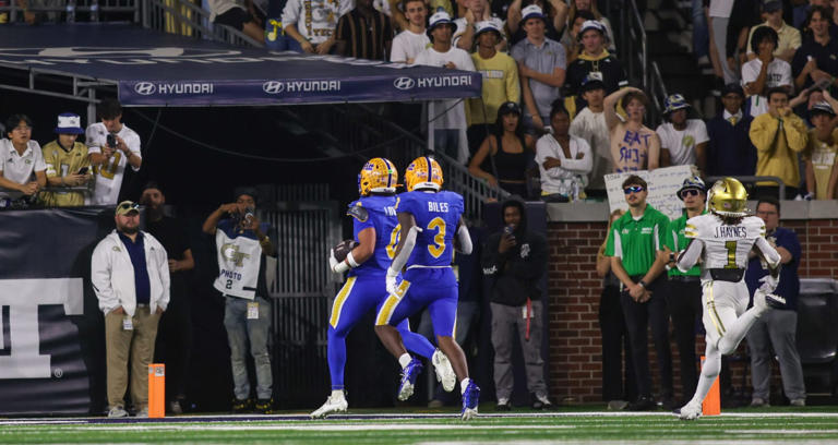Two Pitt Panthers Win ACC Weekly Awards