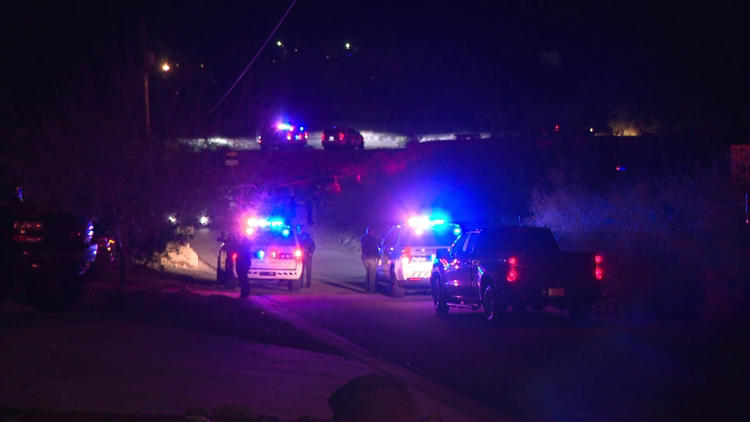 Police: Man killed wife, son before shooting himself in Phoenix home