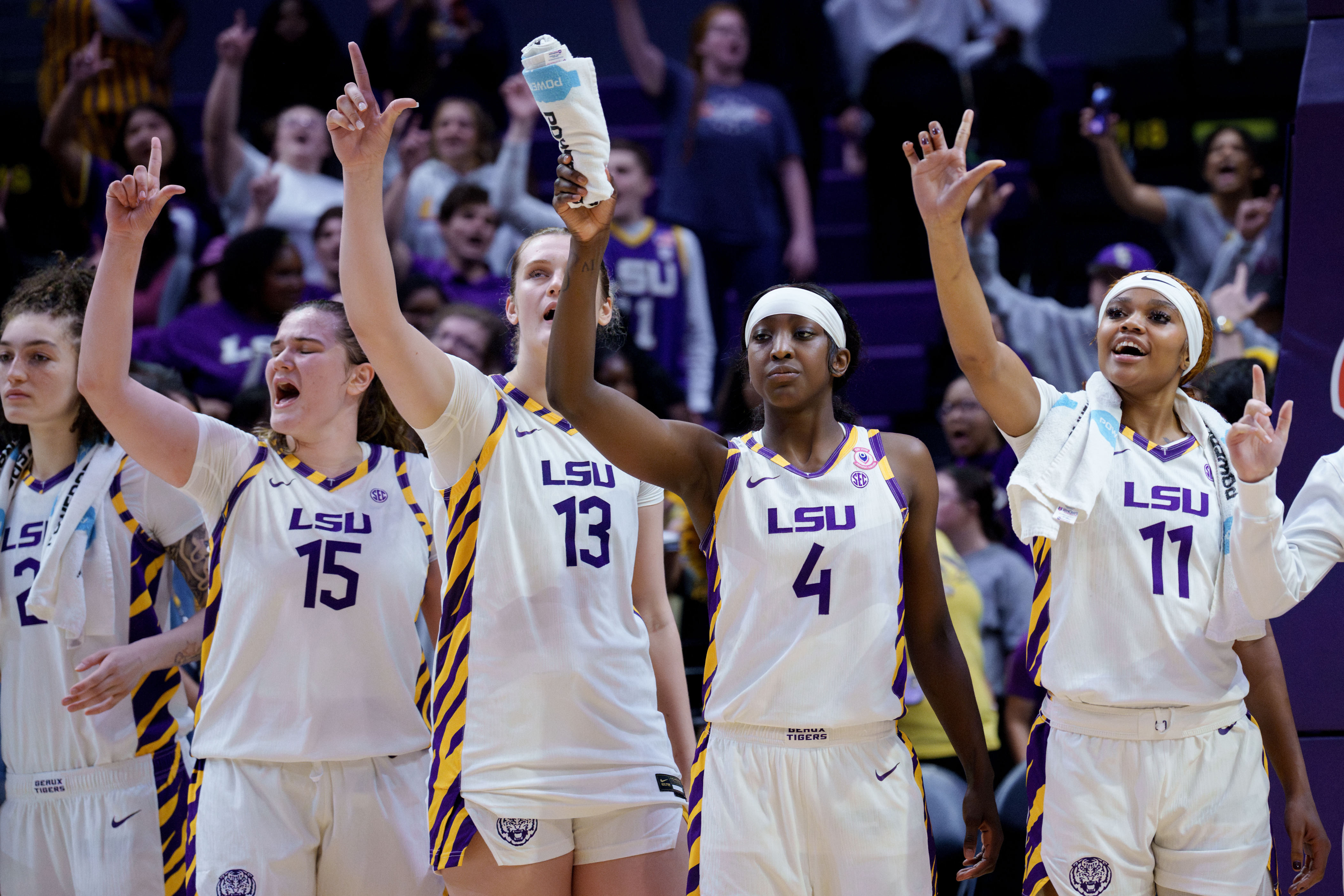 ‘Everybody eats’ on the LSU women’s team, which is gorging right now