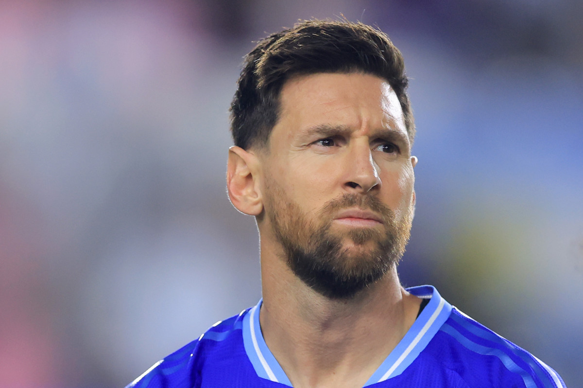 Lionel Messi recibe una trágica noticia el lunes: «Descansa en paz»