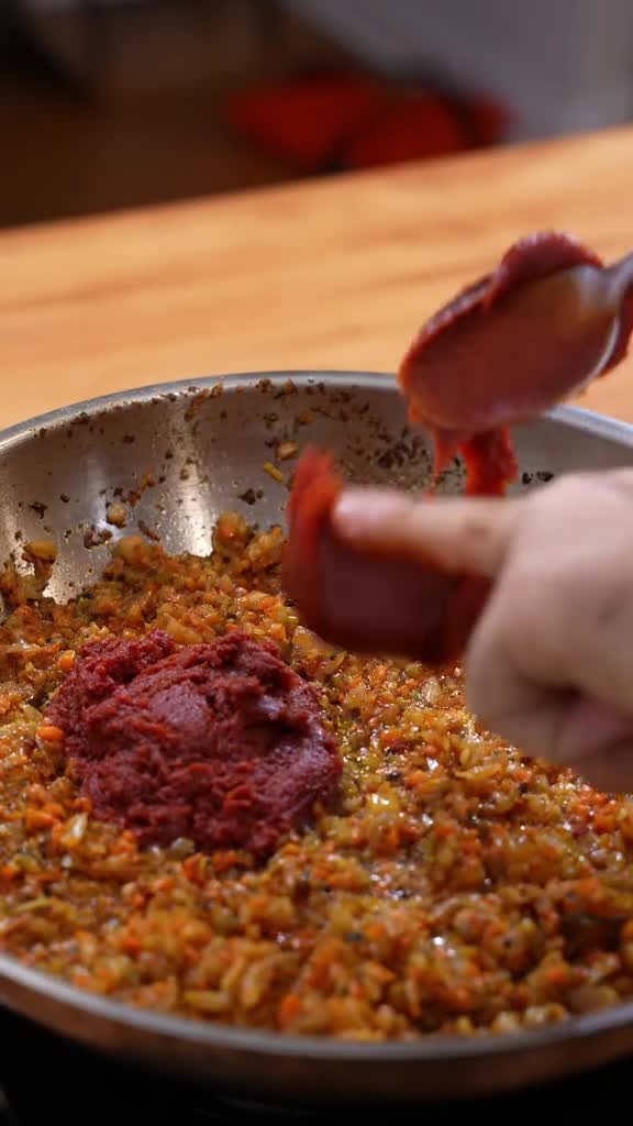 Short Rib Kimchi Ragu: Italian-Korean Fusion Pasta Perfection