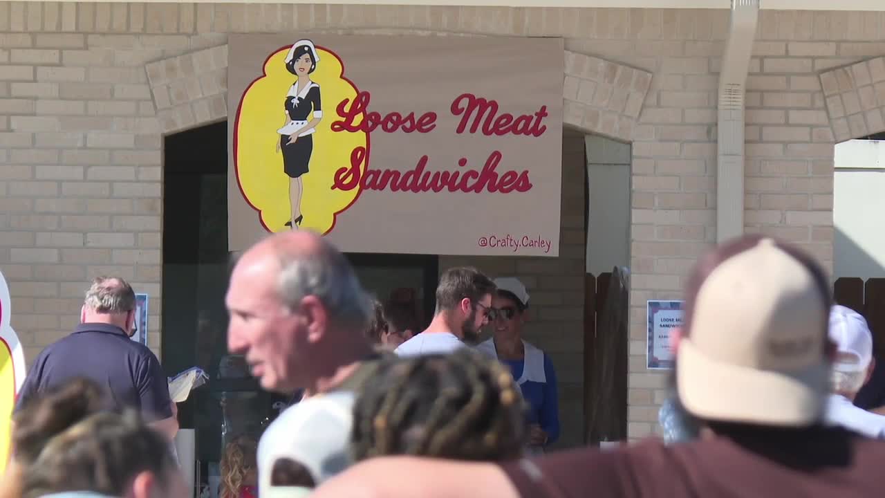Loose-meat sandwich legacy lives on at Broussard Community Fair