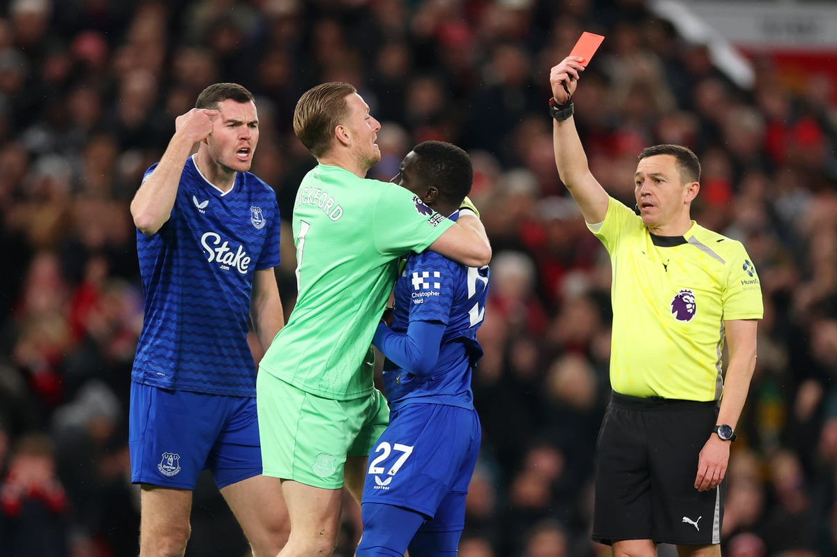 Premier League explain red card decision in Man Utd vs Everton clash